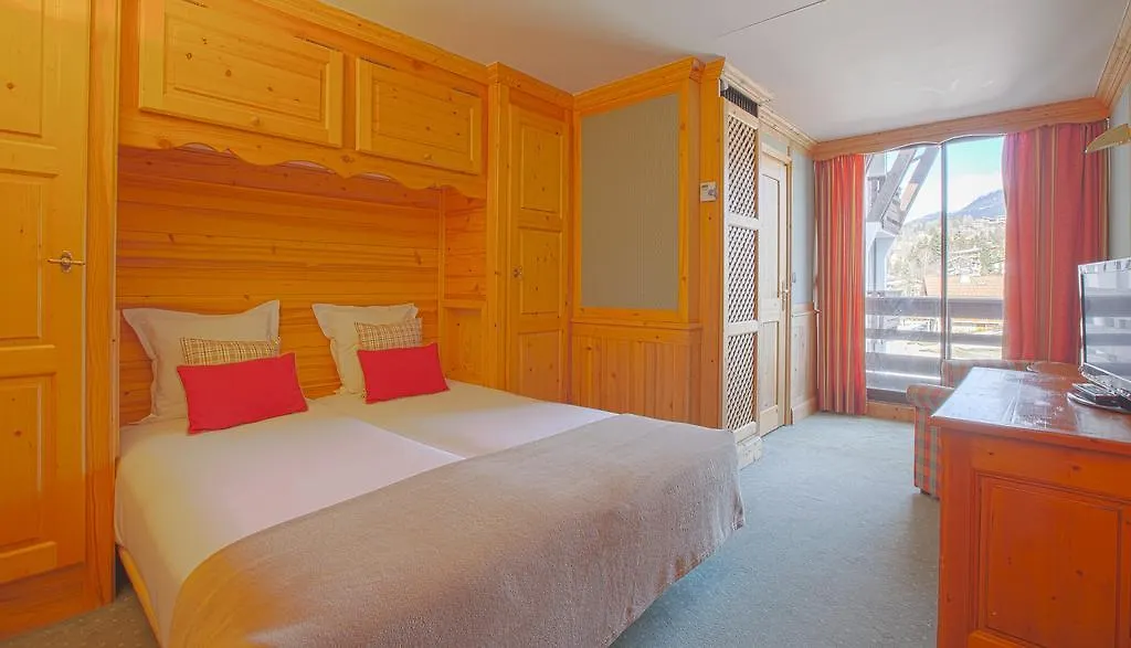 Royal Rochebrune Megeve 3*,  France
